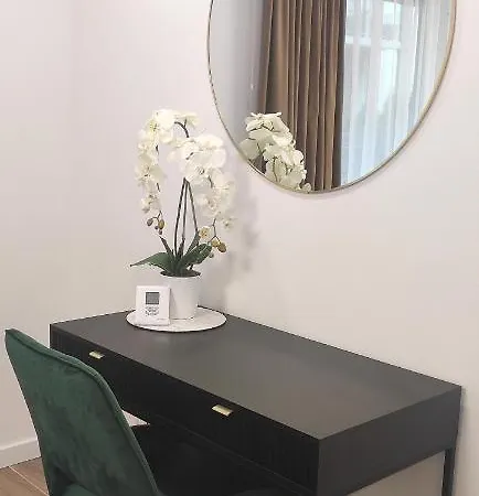 New J22, Free Private Parking, Terrace, Self Check-in * Kaunas