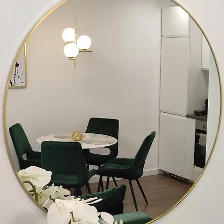 Lejlighed New J22, Free Private Parking, Terrace, Self Check-in Kaunas