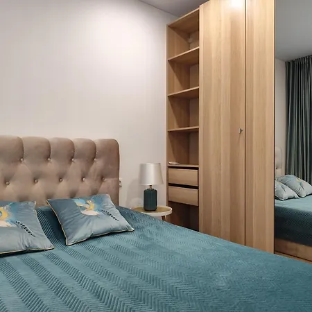 New J22, Free Private Parking, Terrace, Self Check-in Apartamento