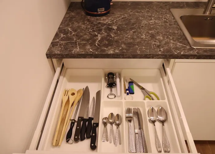 דירה New J22, Free Private Parking, Terrace, Self Check-in קובנה